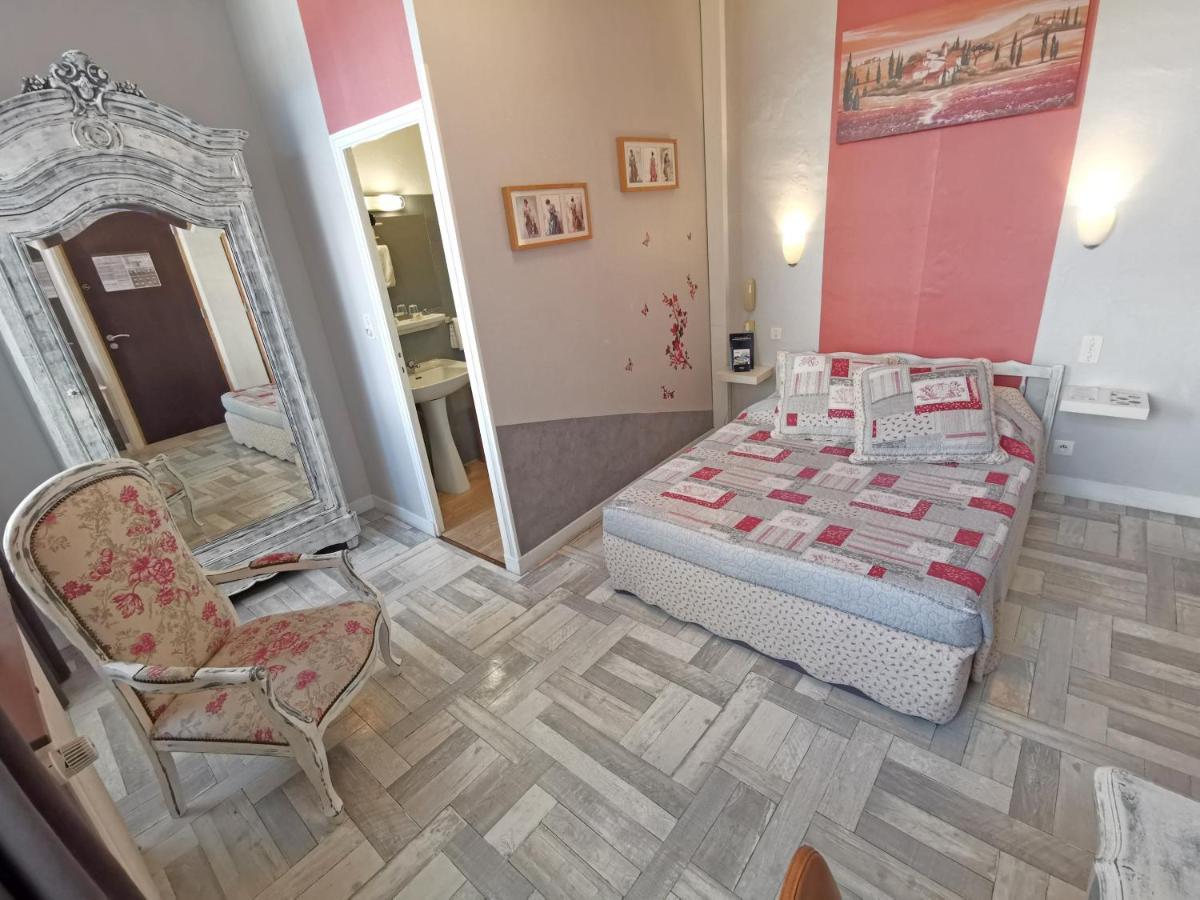 Select Salon-de-Provence