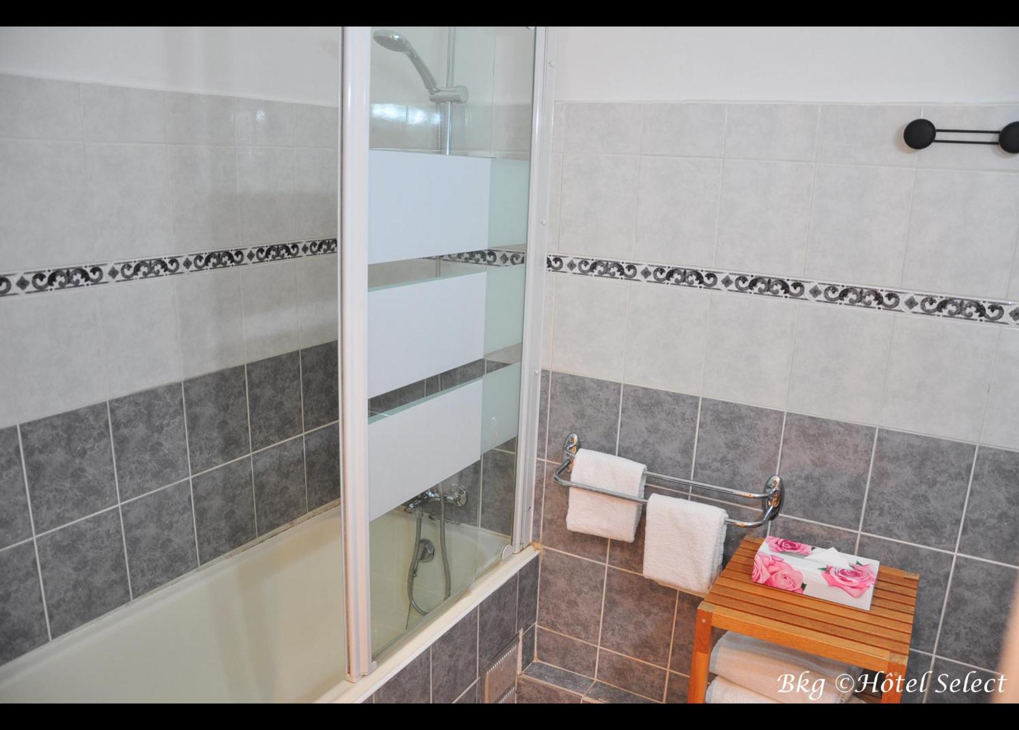 Hotel Select 2*