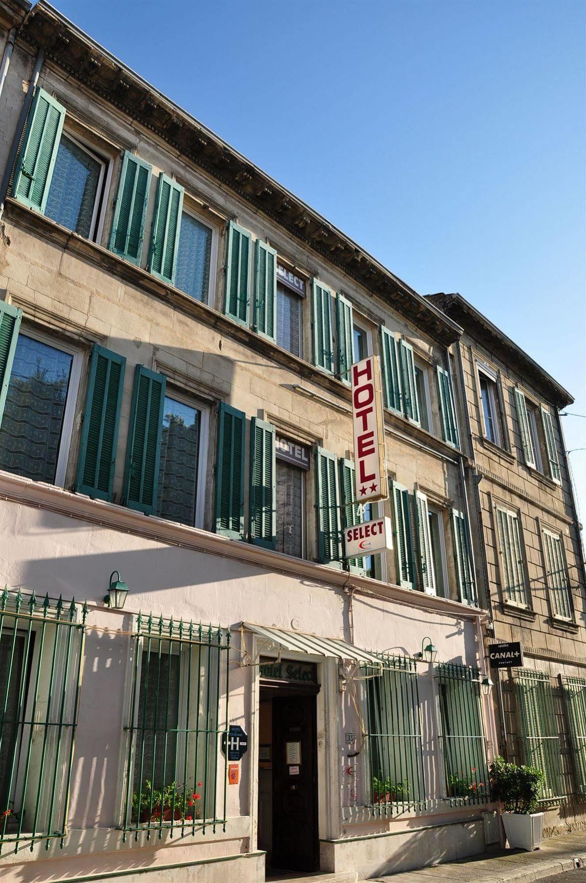 Select Hotel